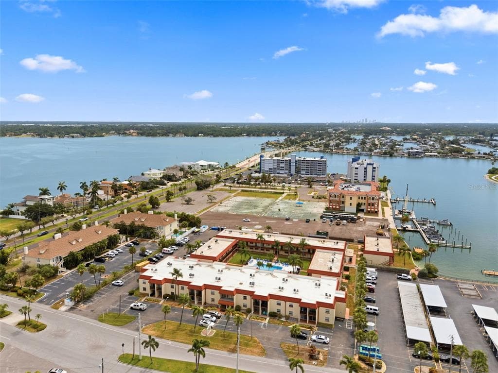 10365 PARADISE BOULEVARD 1 photo 22