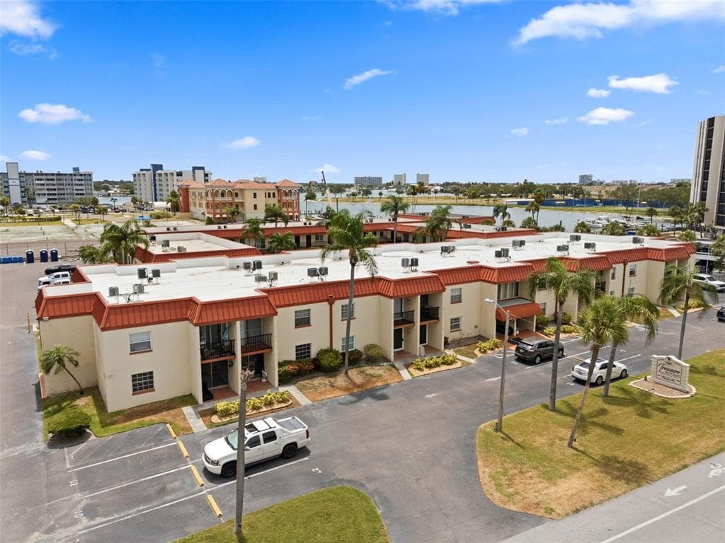 10365 PARADISE BOULEVARD 1 photo 3