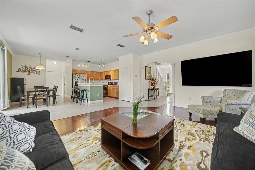 246 BRIGHTVIEW DRIVE photo 8