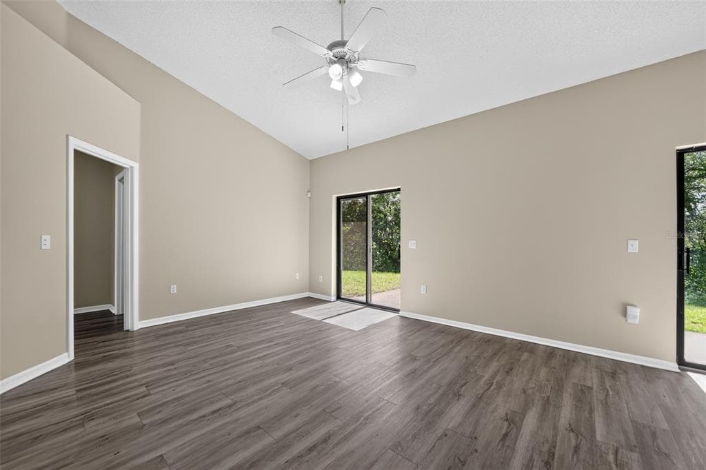 6348 SLEEPY HOLLOW DRIVE photo 5