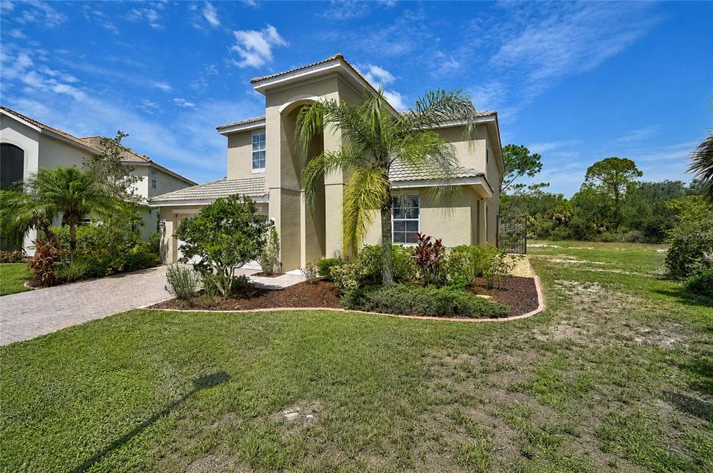 11691 BREADFRUIT LANE photo 3