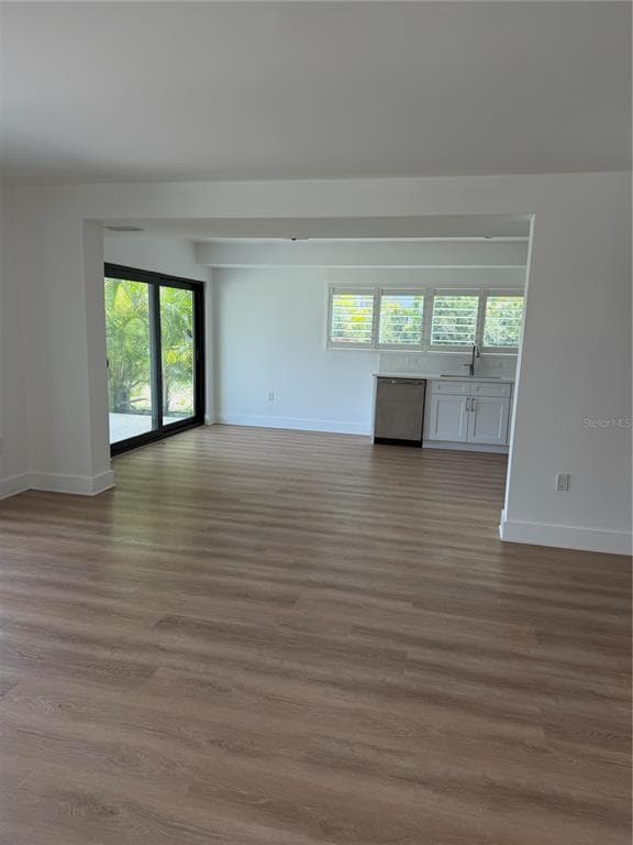 105 AUGUSTA AVENUE photo 6