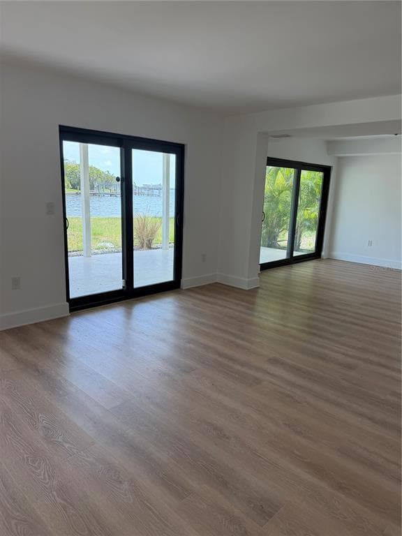 105 AUGUSTA AVENUE 3