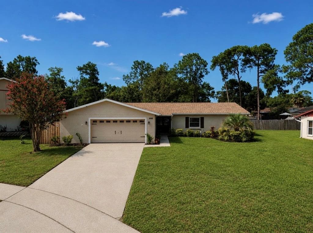 1005 HIGHGROVE COURT photo 1