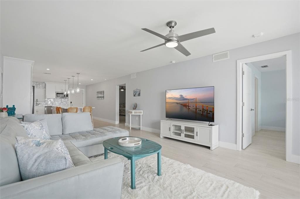 5555 GULF BOULEVARD 116 photo 13