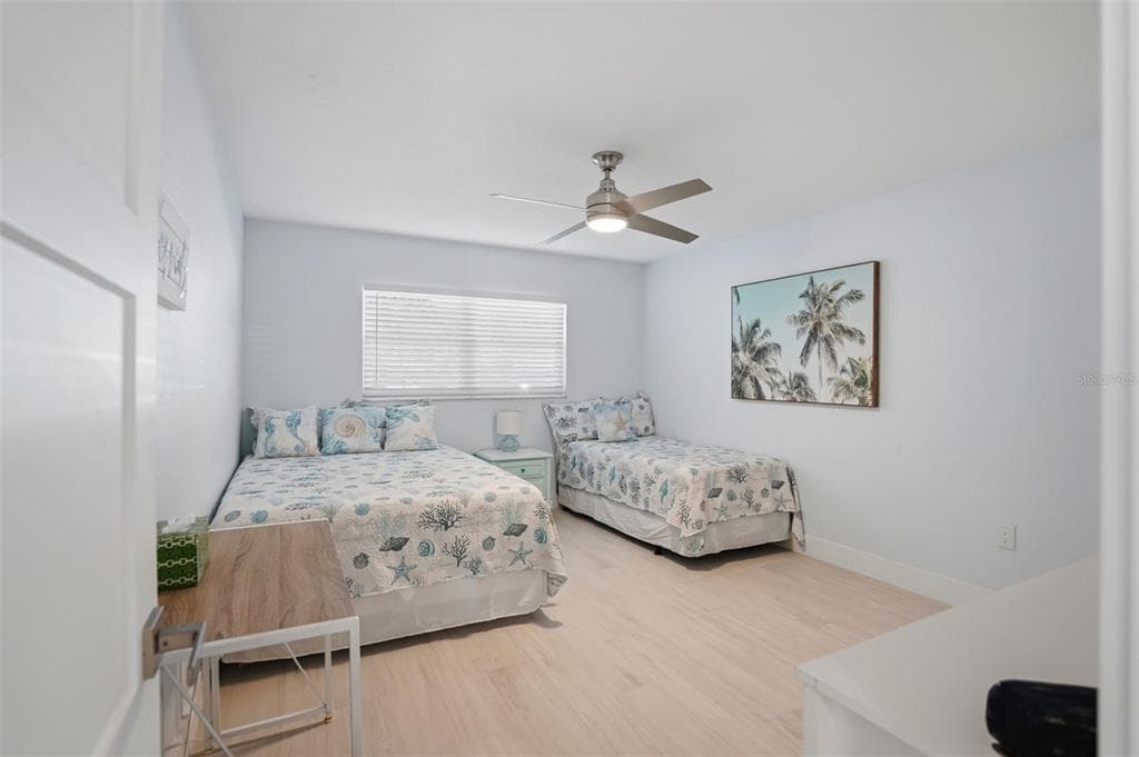 5555 GULF BOULEVARD 116 photo 20