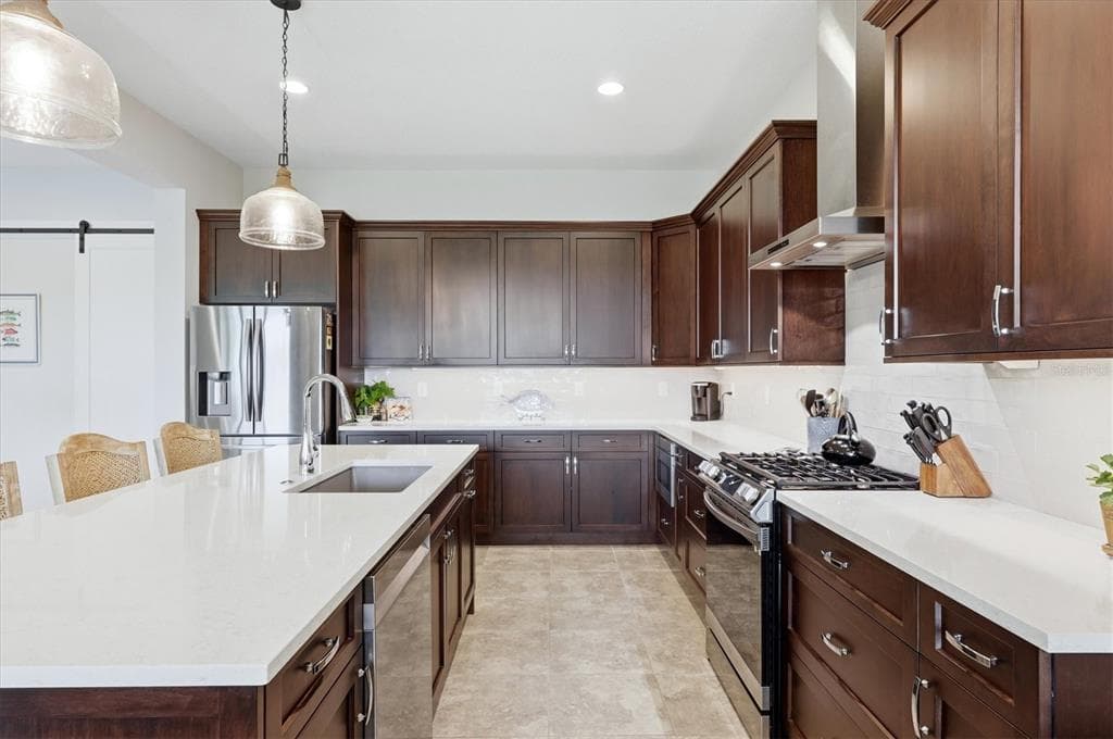 7712 SANDHILL LAKE DRIVE photo 9