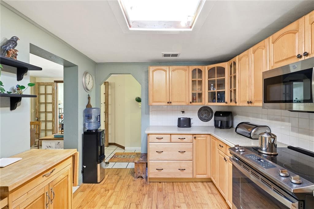 44 BONITA ROAD photo 17