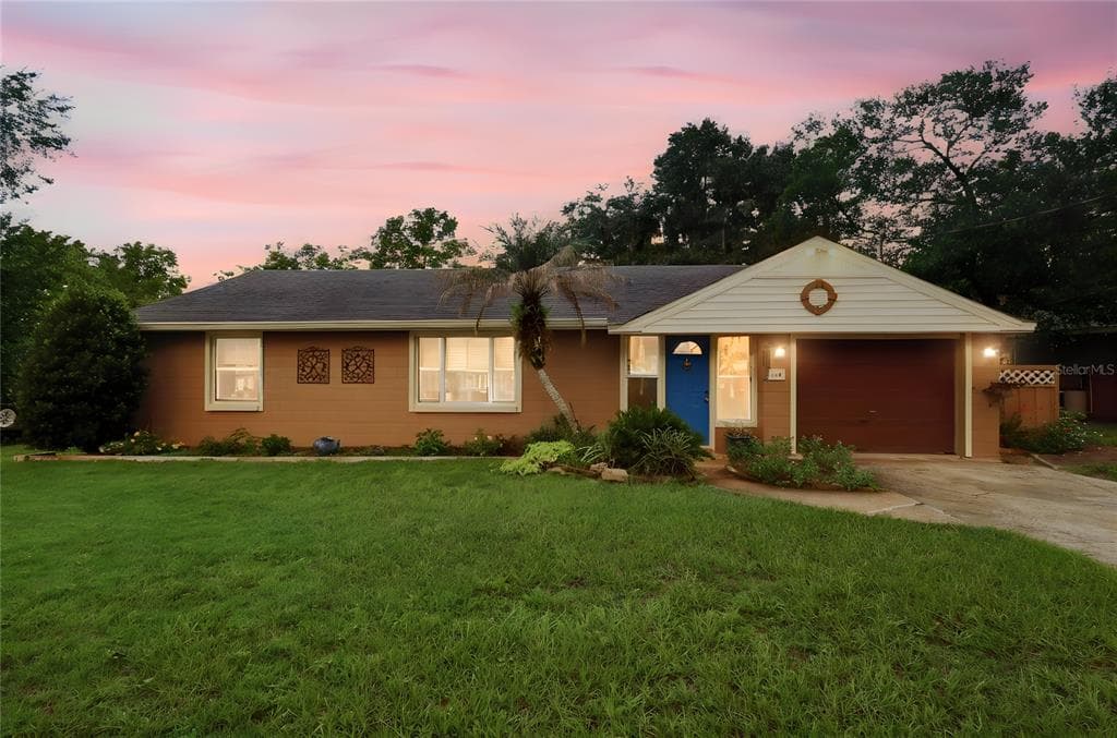 44 BONITA ROAD photo 1