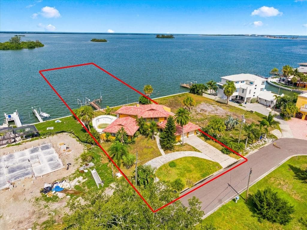 111 SHORE DRIVE photo 6