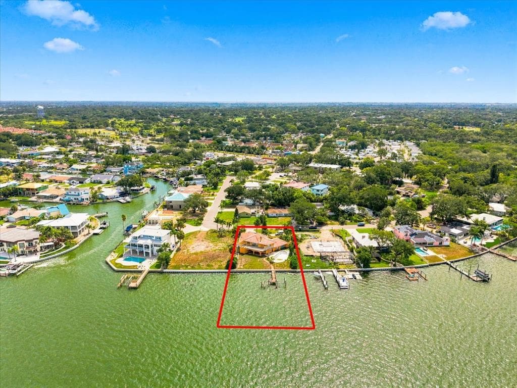 111 SHORE DRIVE photo 18