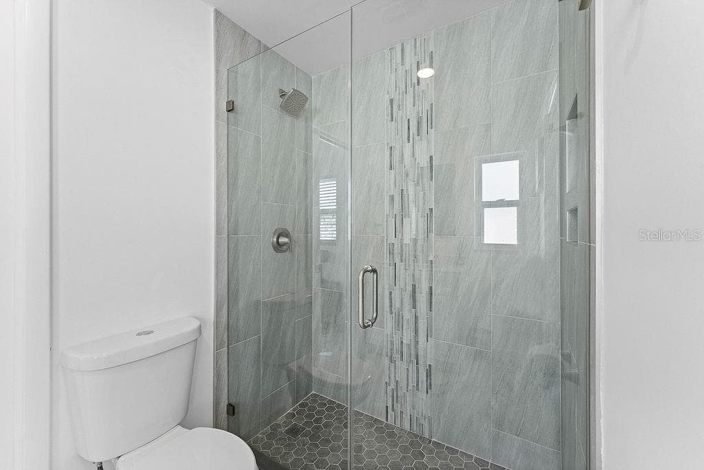 340 PALM ISLAND NE photo 22