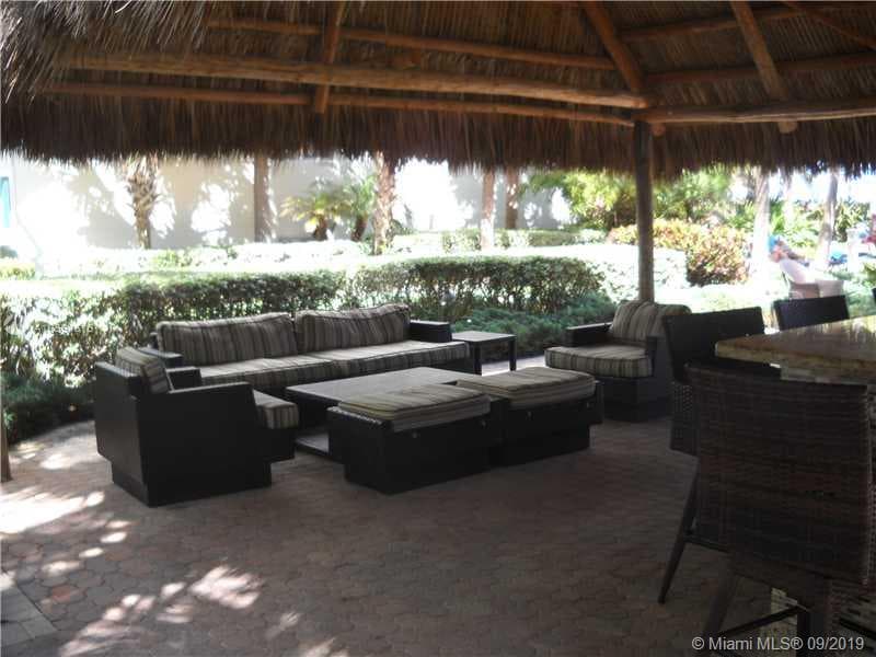 3901 S OCEAN DR 8L photo 16