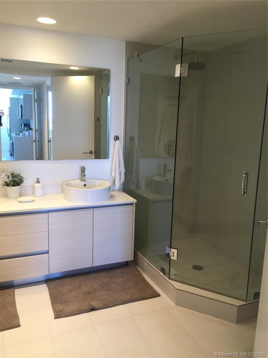 2600 E Hallandale Beach 2202 photo 18