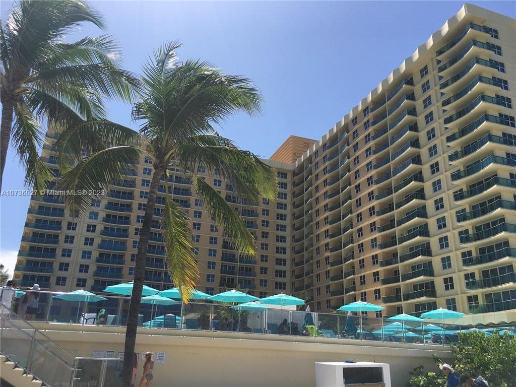 2501 S OCEAN DR 1221 (AVAILABLE JULY) photo 15