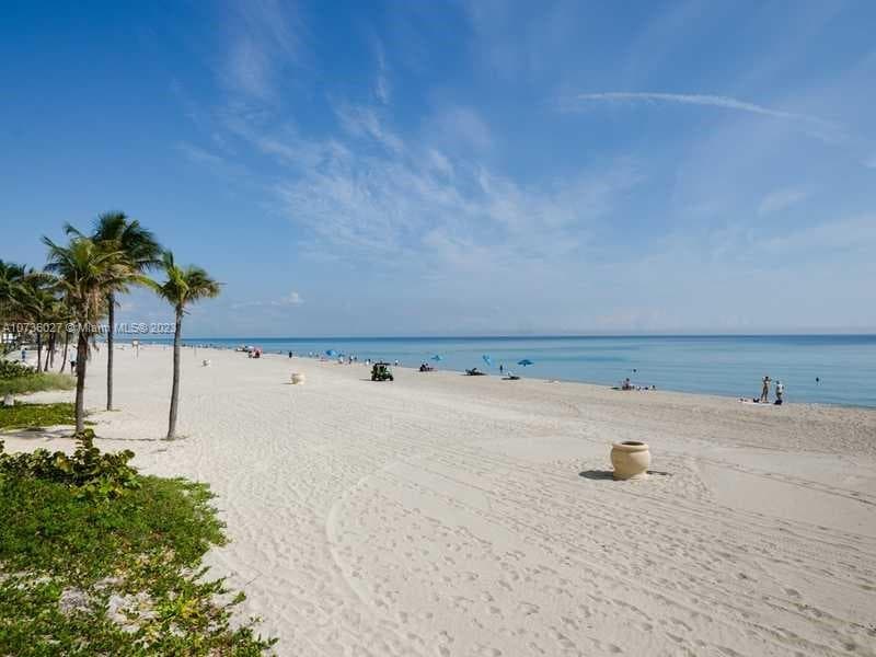 2501 S OCEAN DR 1221 (AVAILABLE JULY) photo 19