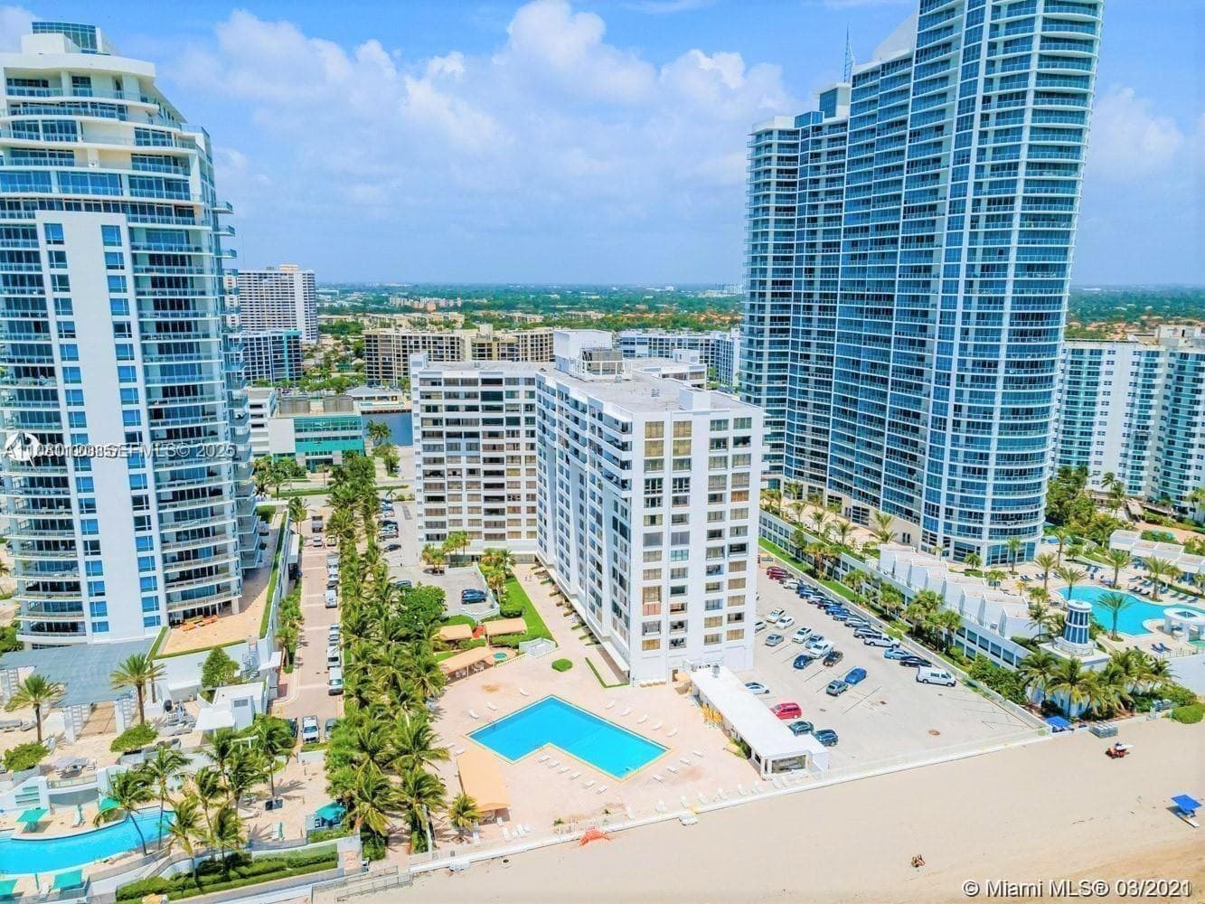 3505 S Ocean Dr 407 photo 21