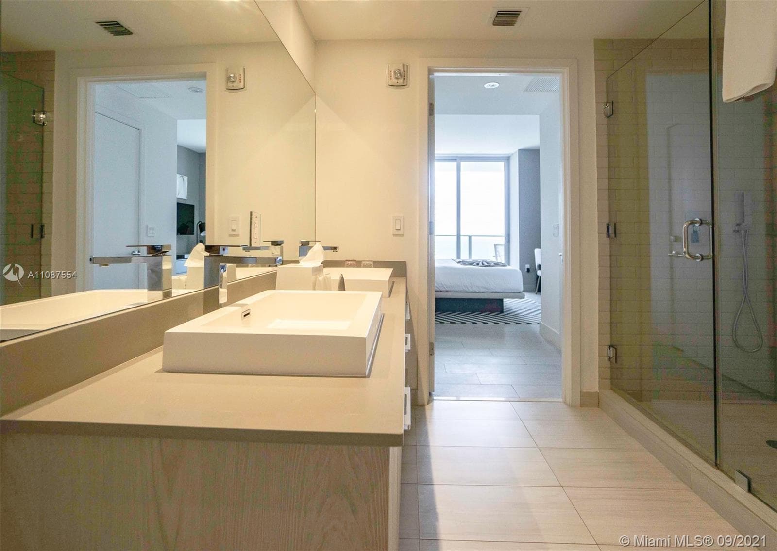 4010 Ocean Dr R3307 photo 15