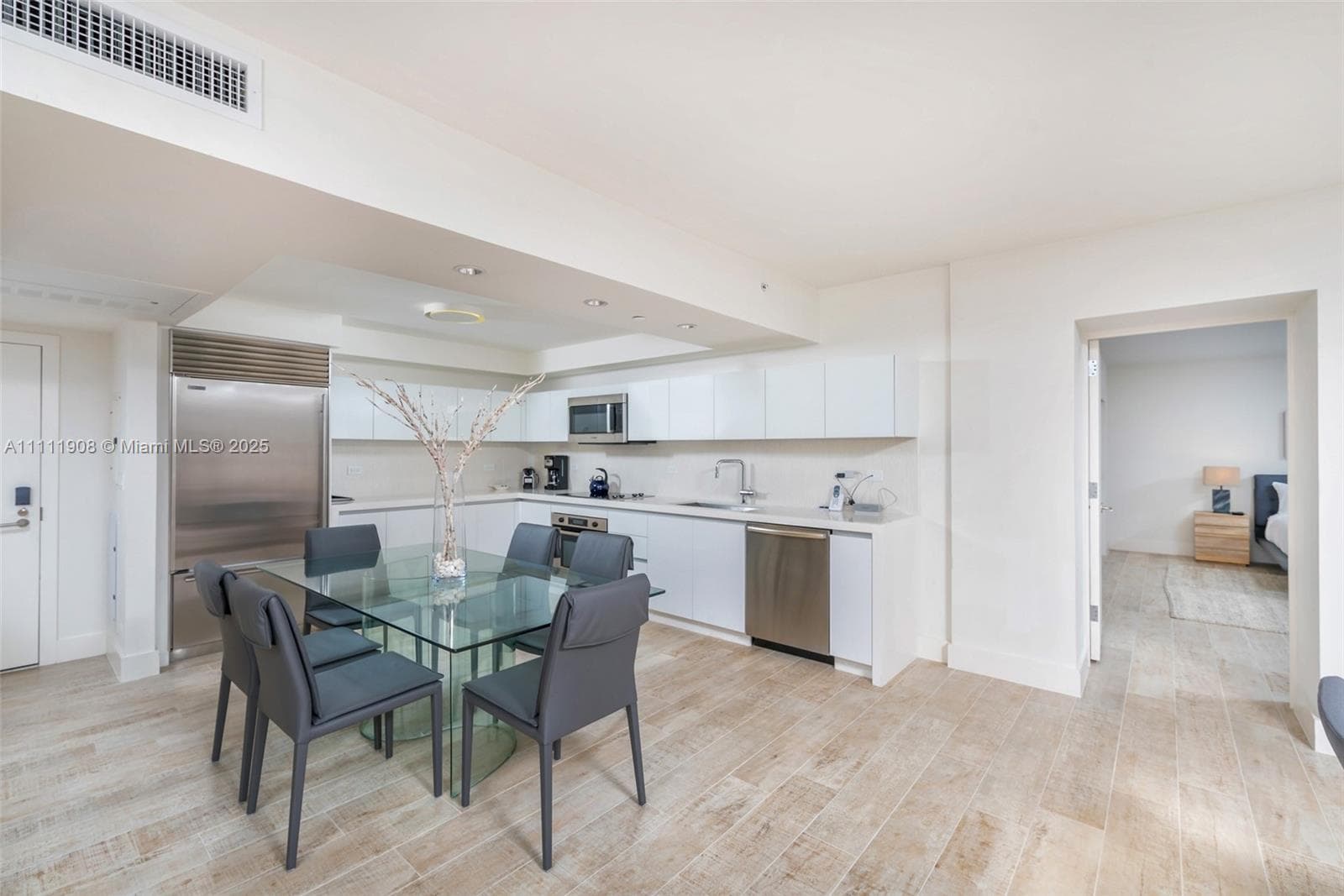 102 24th St 1019 photo 5
