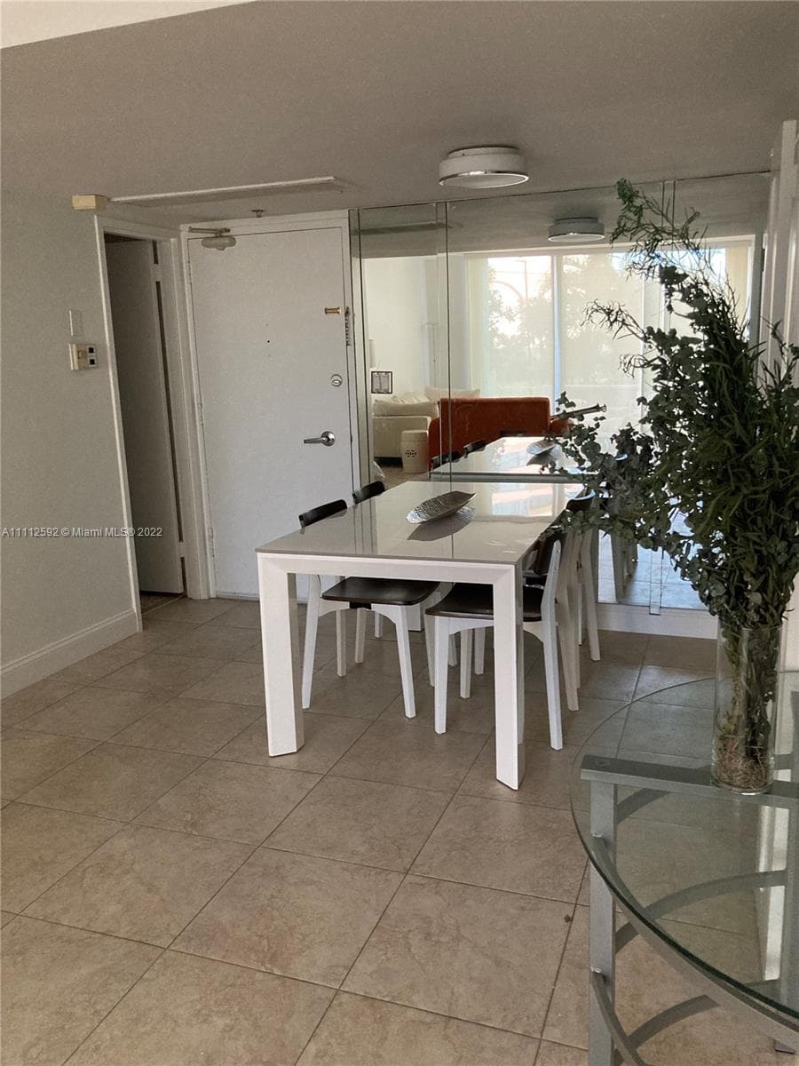 5161 Collins Ave 210 photo 6