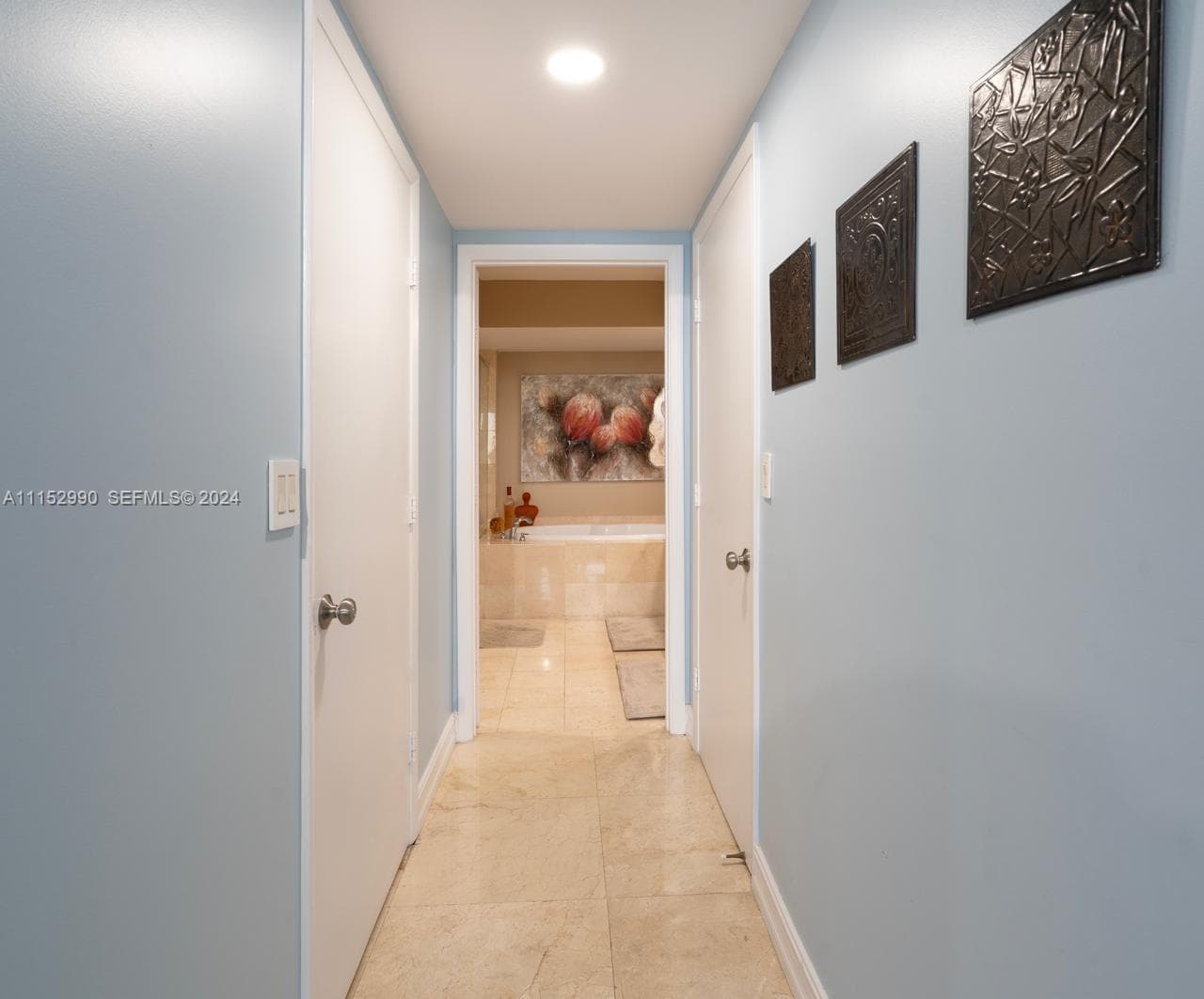 1830 OCEAN DR 4710 photo 14