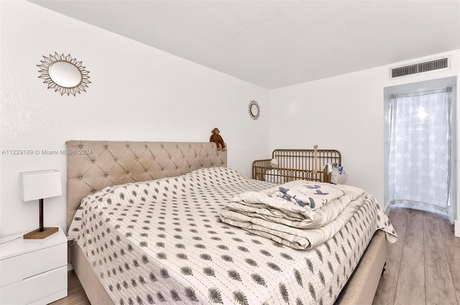 3401 N Country Club Dr 406 photo 12