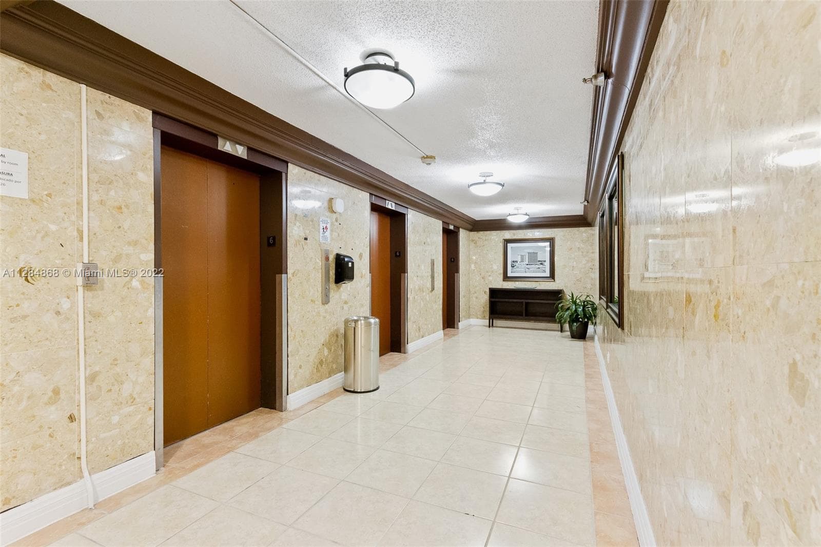 19201 Collins Ave 641 photo 18