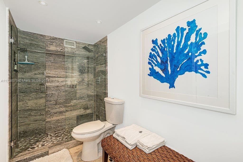 2301 Collins Ave 1117 photo 18