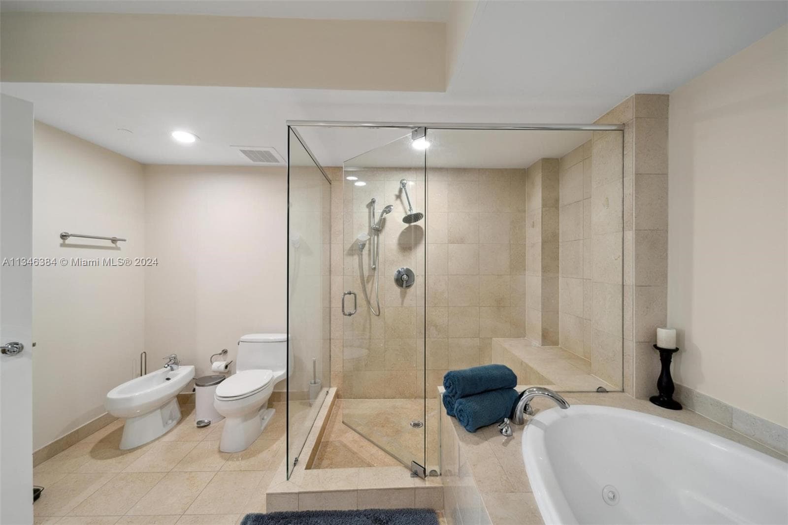 1830 S Ocean Dr 4602 photo 16