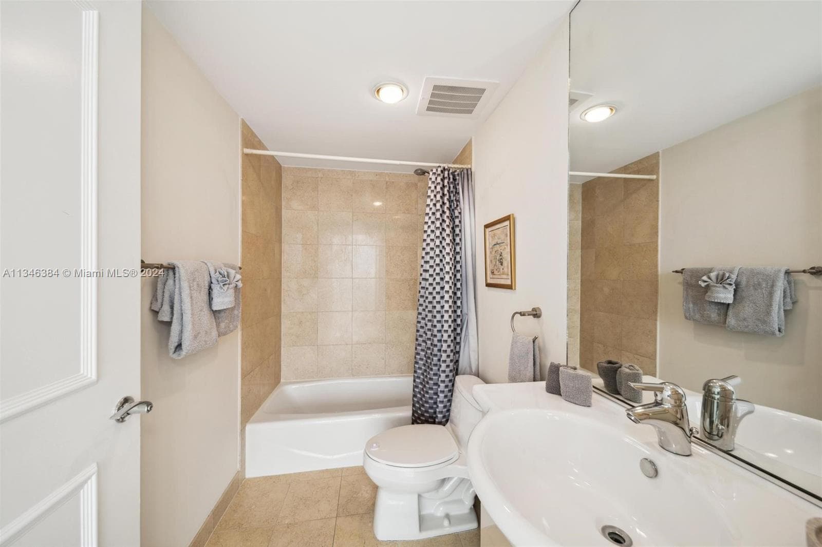 1830 S Ocean Dr 4602 photo 20