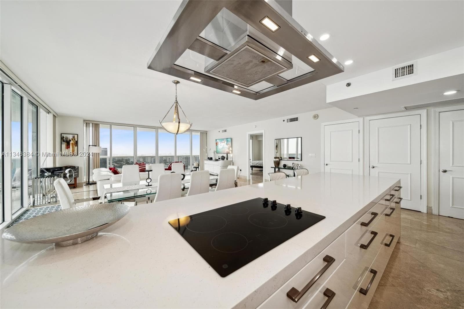 1830 S Ocean Dr 4602 photo 8