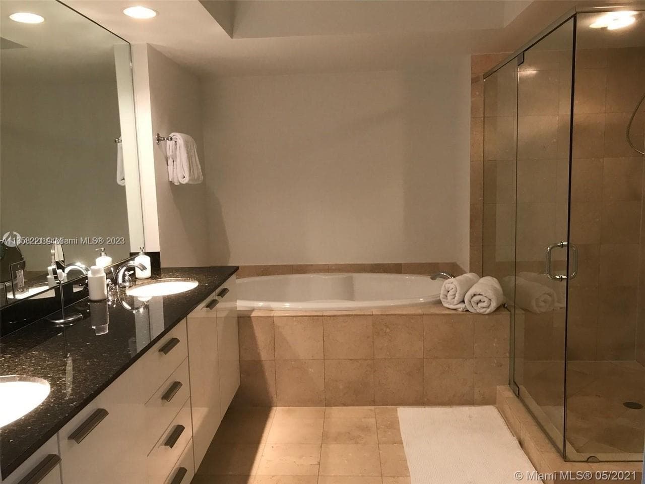 1830 S Ocean Dr 1706 photo 6