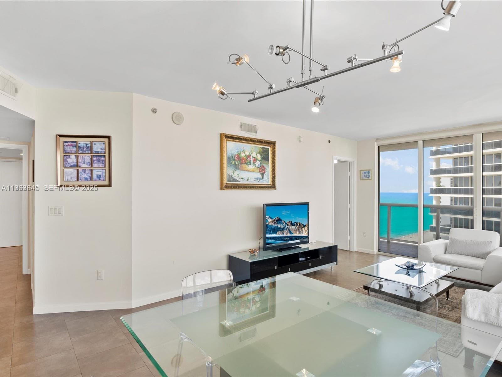 1830 S Ocean Dr 1806 short term photo 6