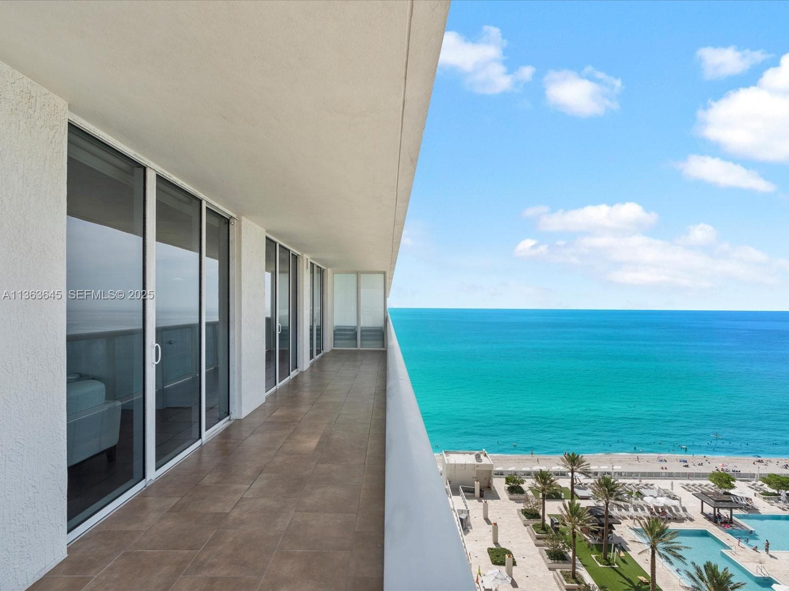 1830 S Ocean Dr 1806 short term photo 1