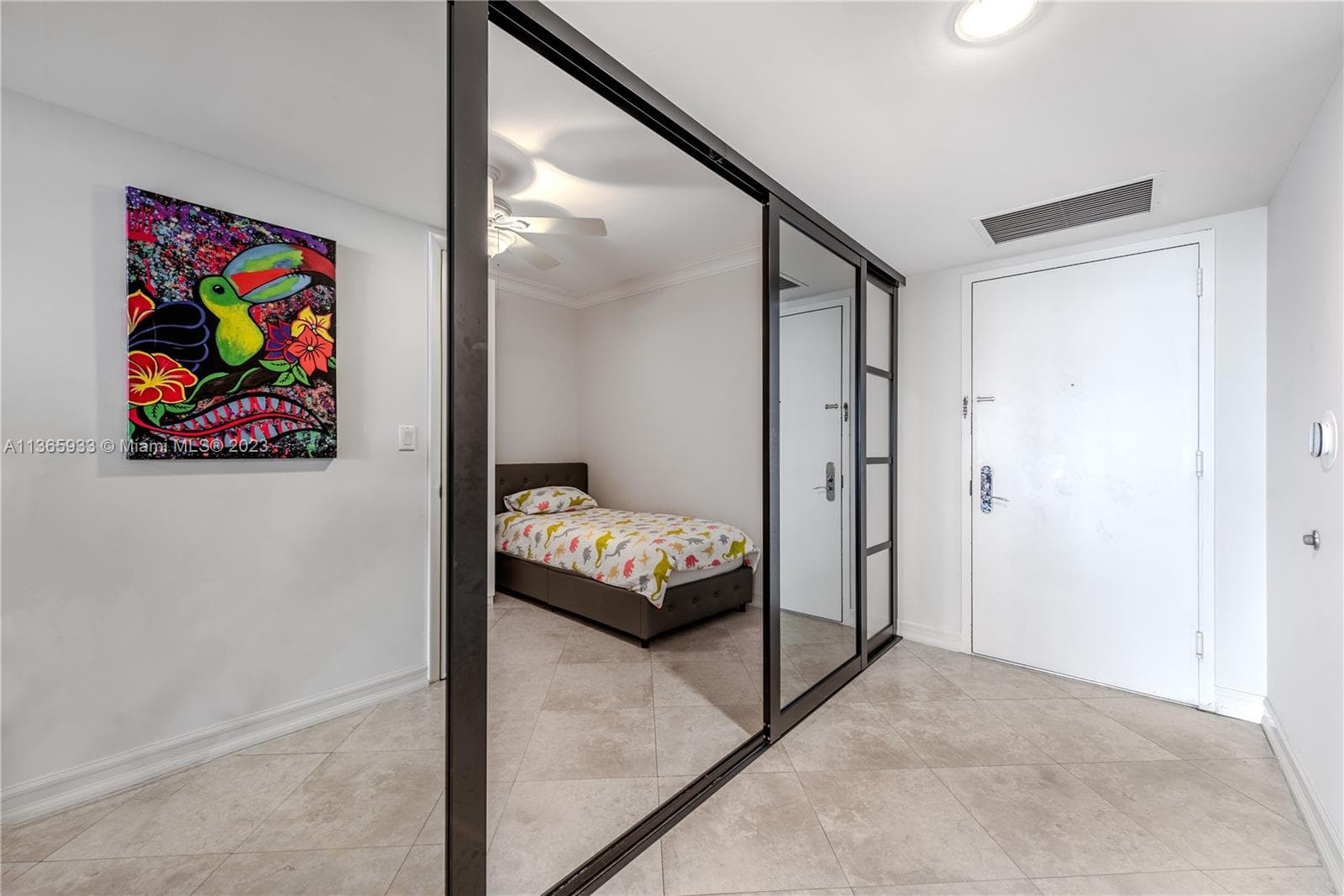 1830 S Ocean Dr Available 3511 photo 19