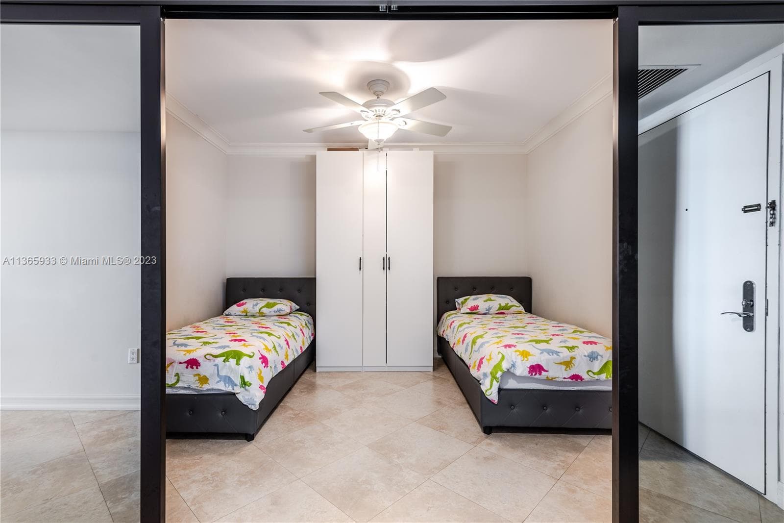 1830 S Ocean Dr Available 3511 photo 21