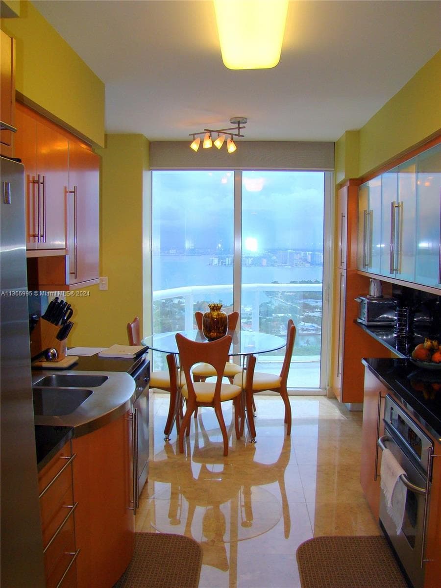6365 COLLINS AV 3407 photo 6