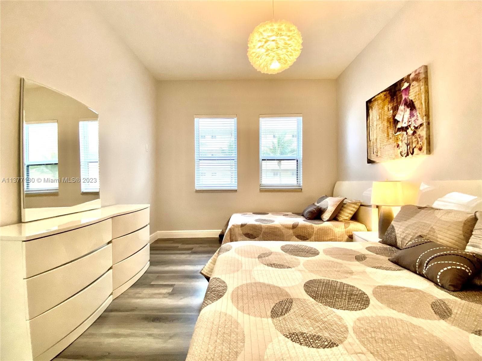 2080 S Ocean Dr 111 photo 17
