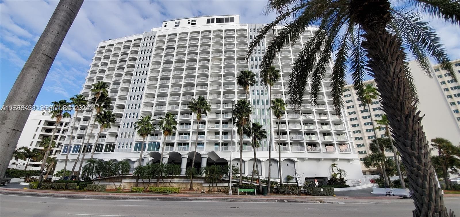 5401 Collins Ave 601 photo 1