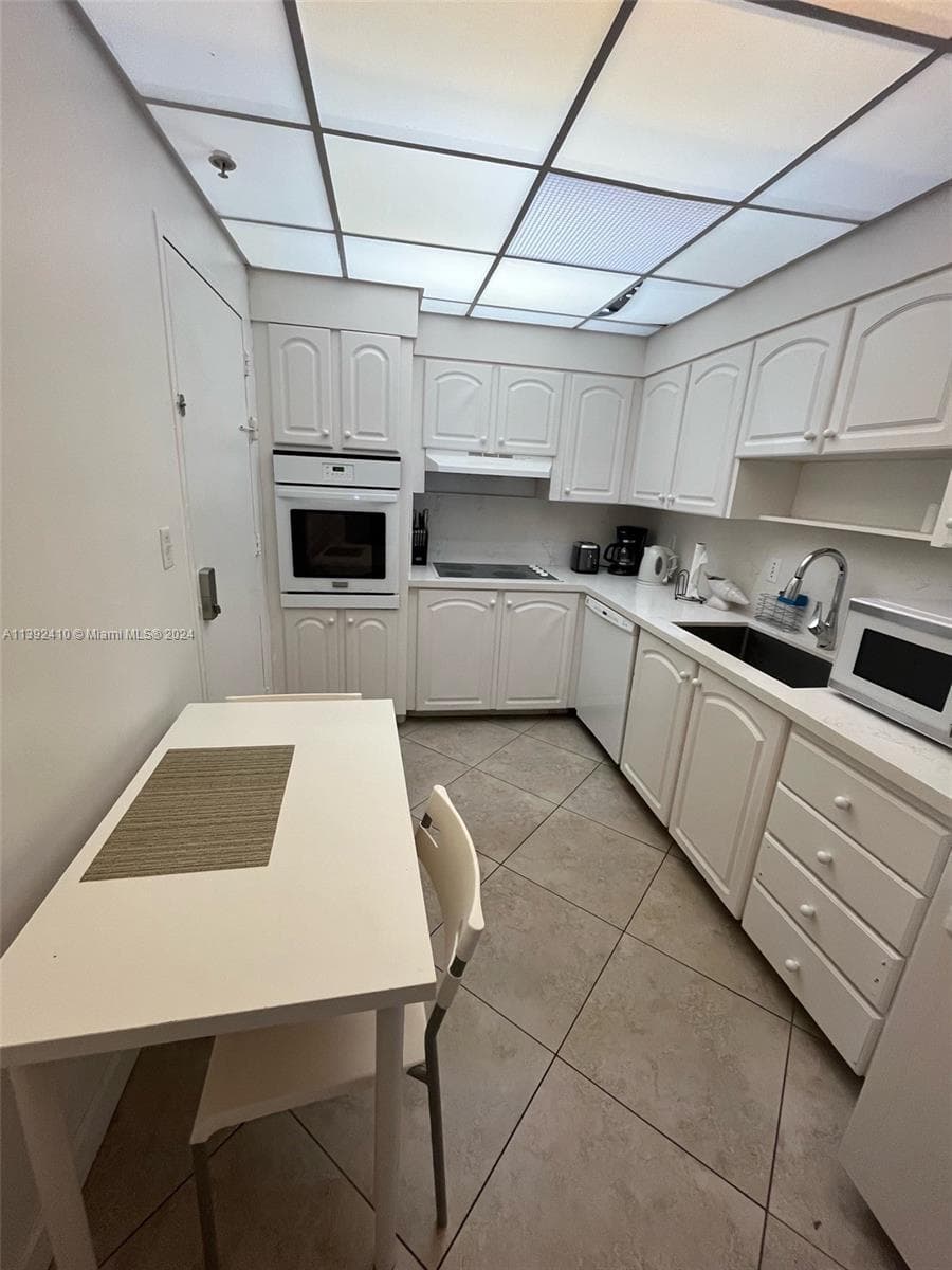 3901 S Ocean dr PH16O photo 6