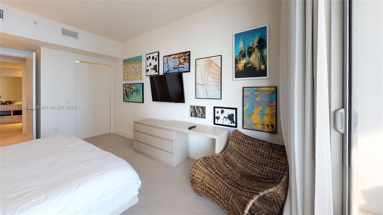 4111 Ocean Dr 2307 photo 22