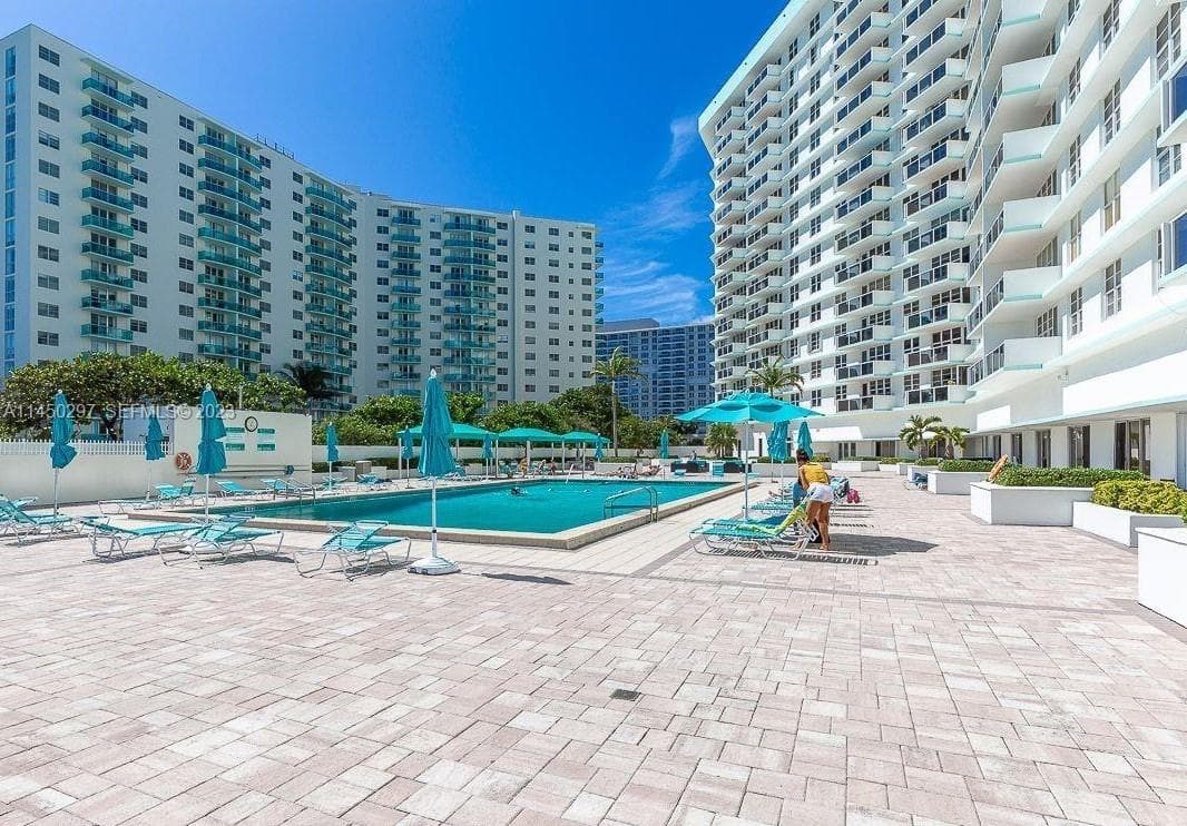 3725 S Ocean Dr 1521 photo 25