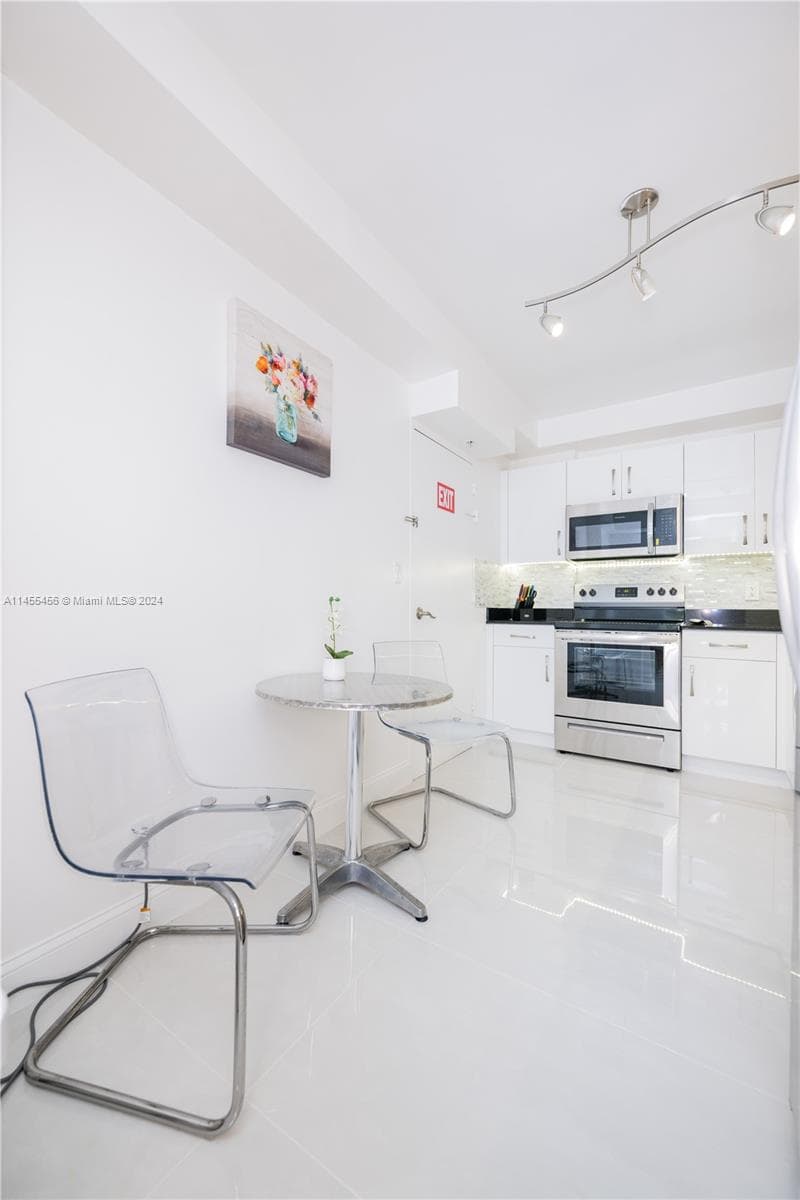 3801 S Ocean Dr 7O photo 19