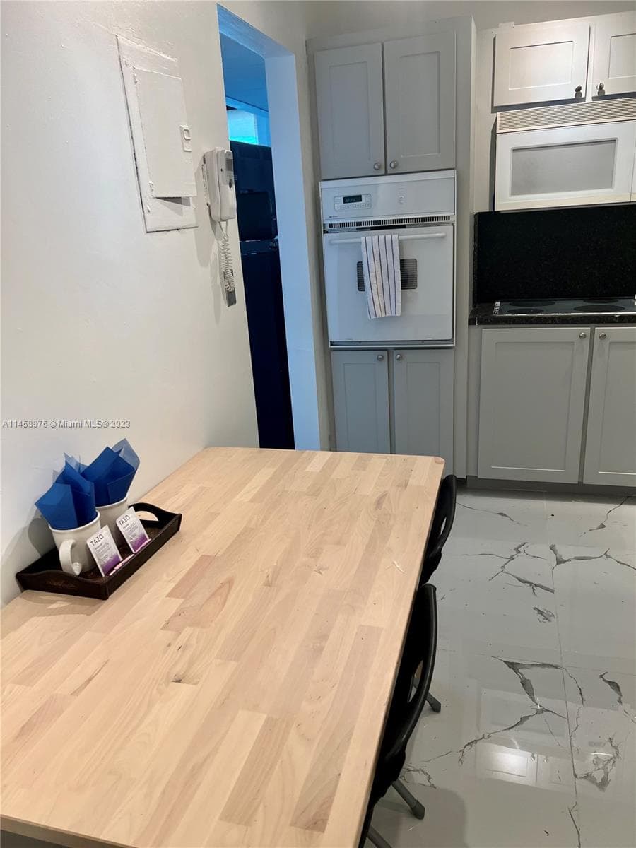 3801 S Ocean Dr 6S photo 3
