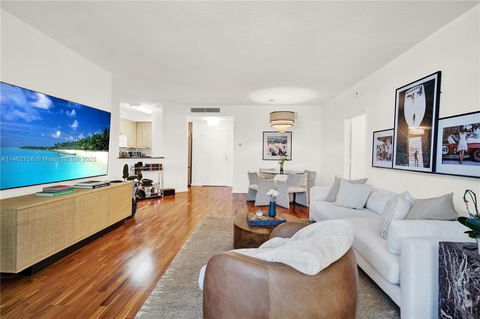 1 Century Ln 209 photo 16