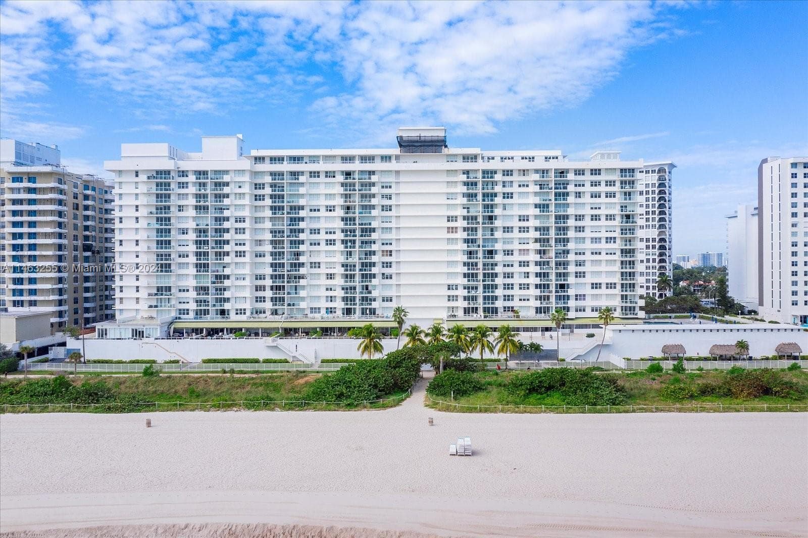 5601 Collins Ave 1514 photo 11