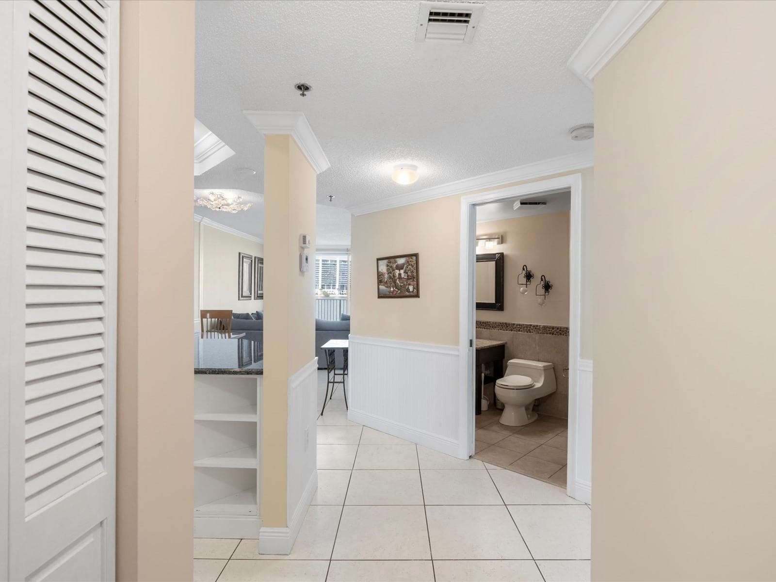 18260 N Bay Road 304 photo 6