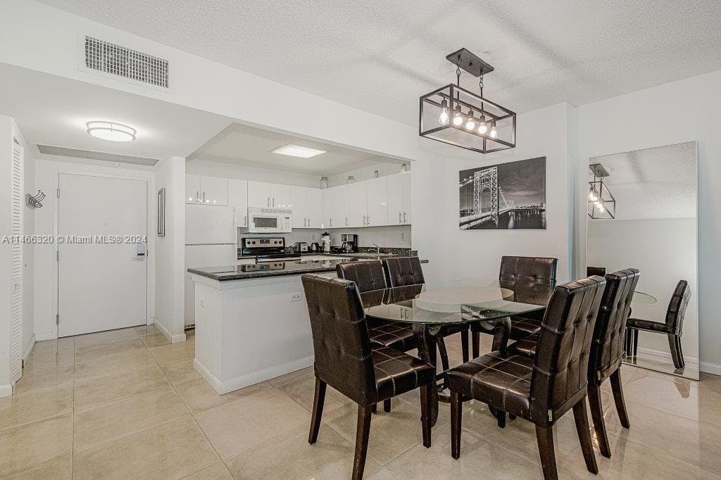 2301 Collins Ave 803 photo 20