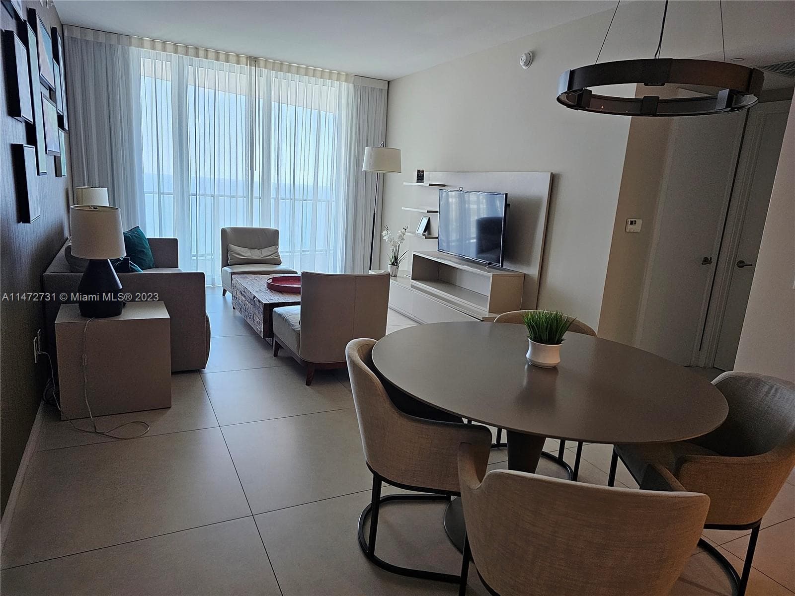 4111 Ocean Dr 3608 photo 8