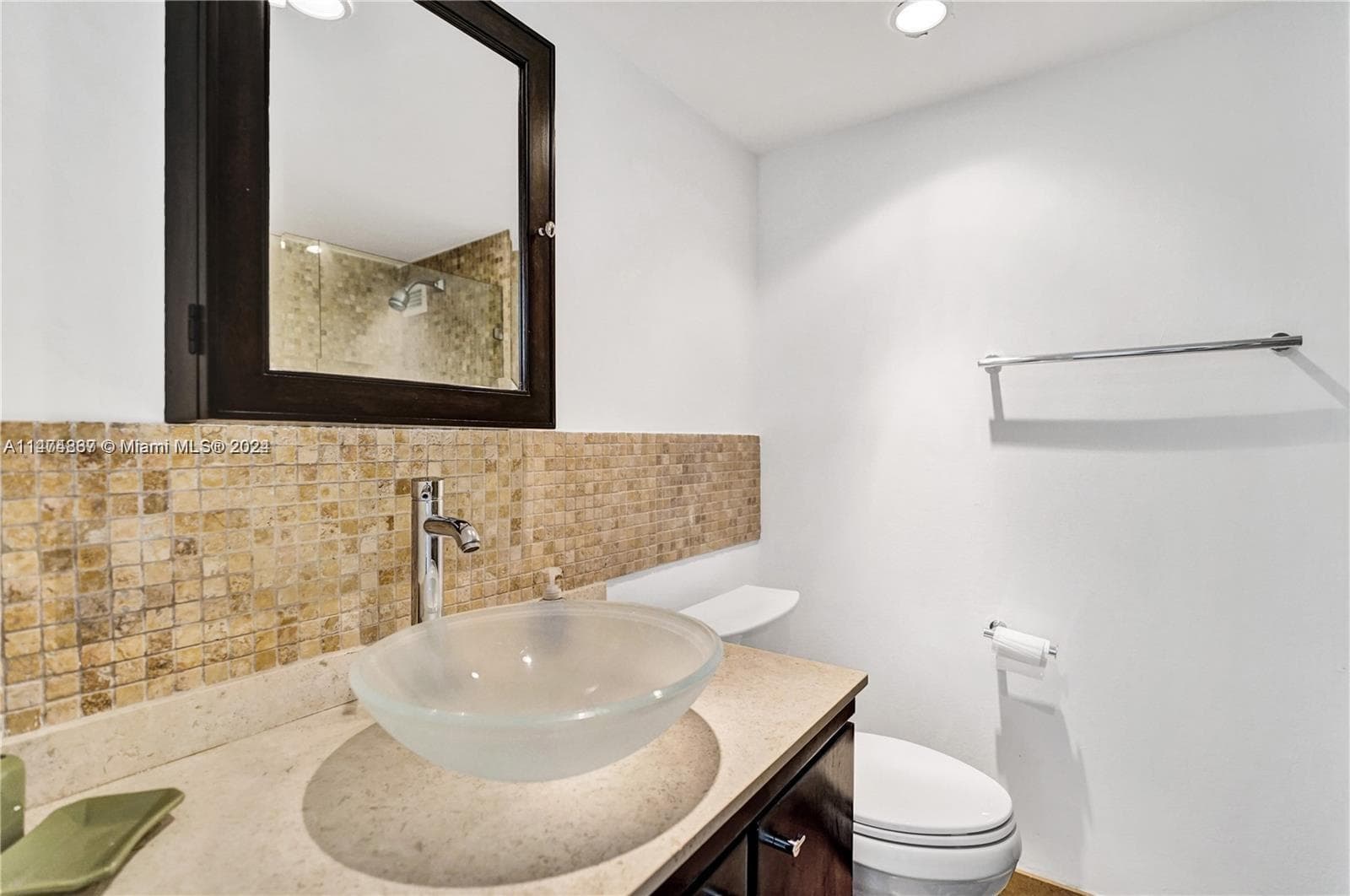 5151 Collins Ave 1035 photo 21